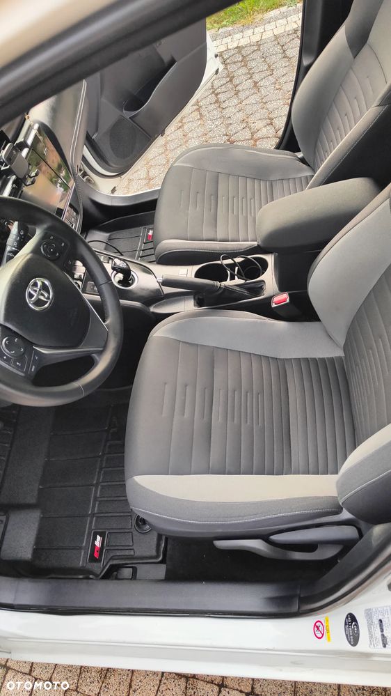Toyota Auris 1.8 VVT-i Hybrid Automatik Touring Sports Comfort - 5