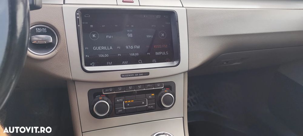 Volkswagen Passat - 11