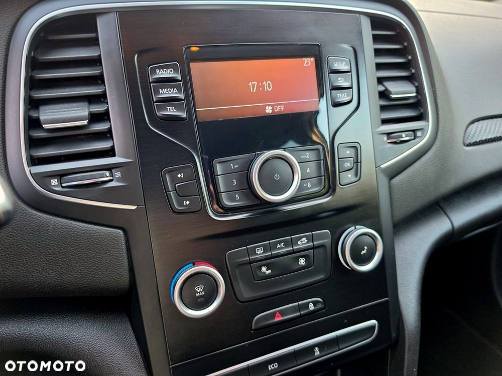 Renault Megane ENERGY TCe 115 LIMITED - 33