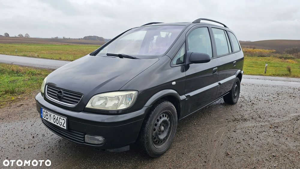 Opel Zafira 1.8 16V Comfort - 2