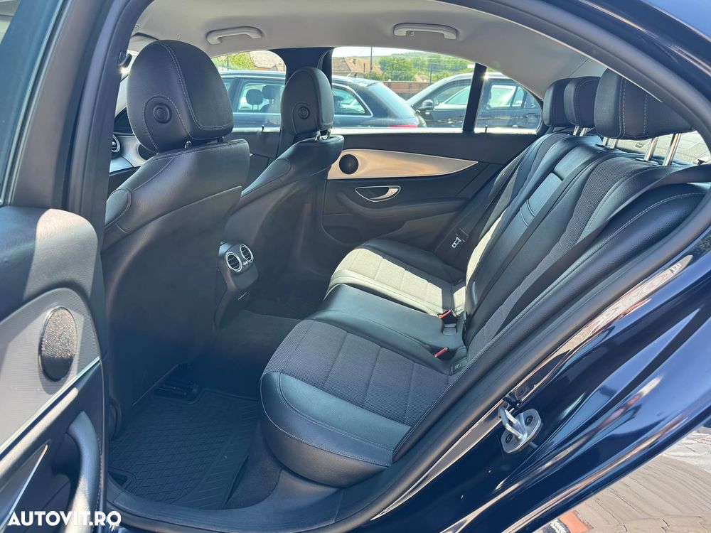 Mercedes-Benz E - 19