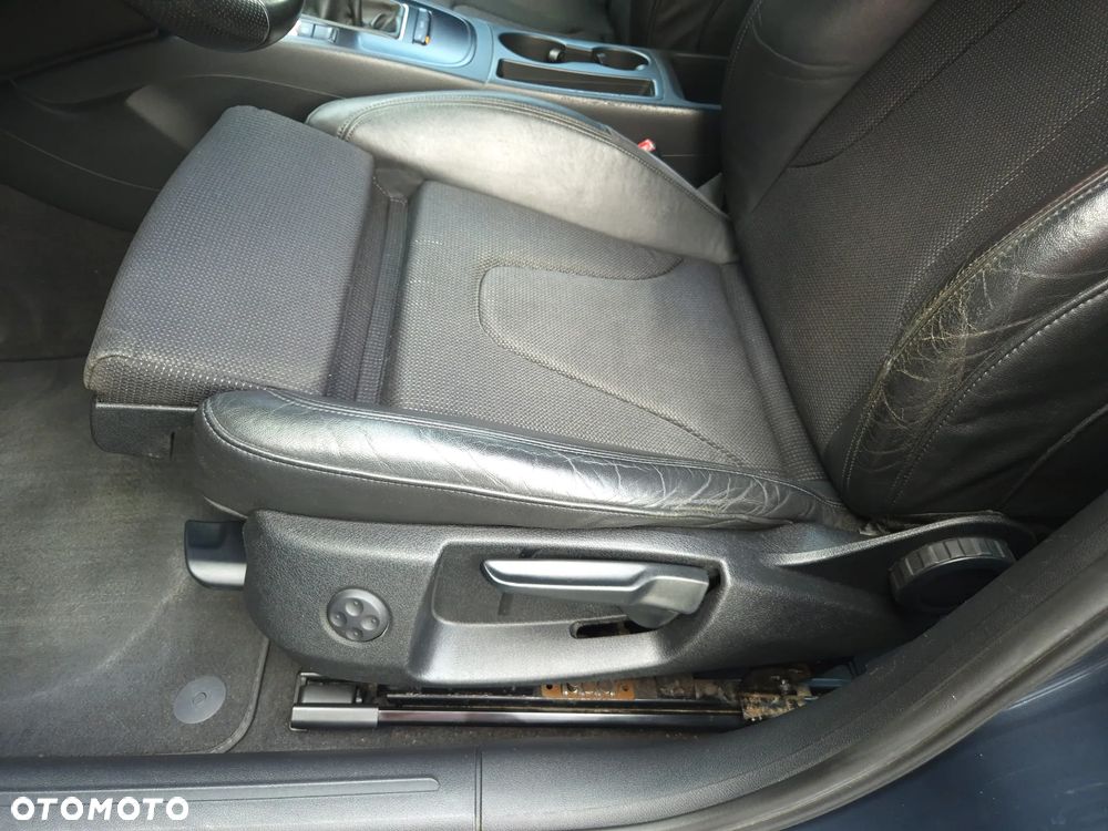Audi A4 Avant - 16