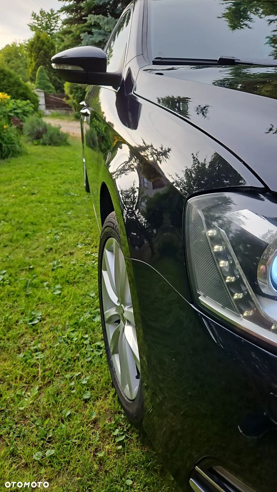 Volkswagen Passat 2.0 Blue TDI SCR Highline - 8