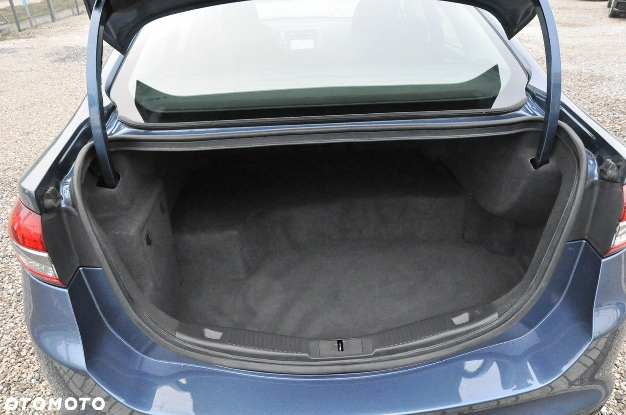 Ford Mondeo - 37