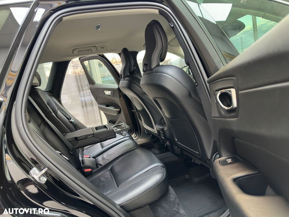 Volvo XC 60 D4 AWD Inscription - 10