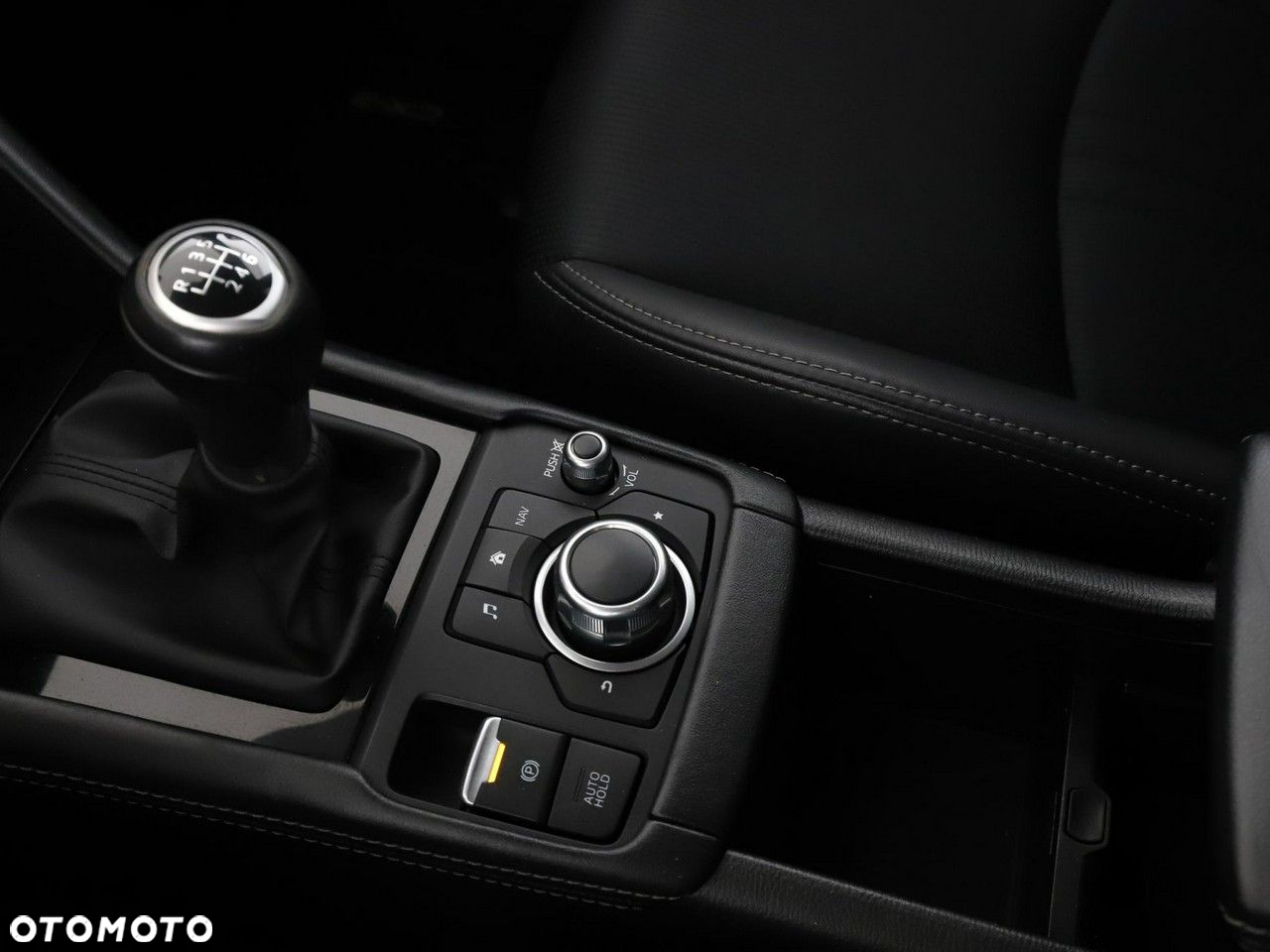 Mazda CX-3 SKYACTIV-G 121 FWD Signature+ - 28