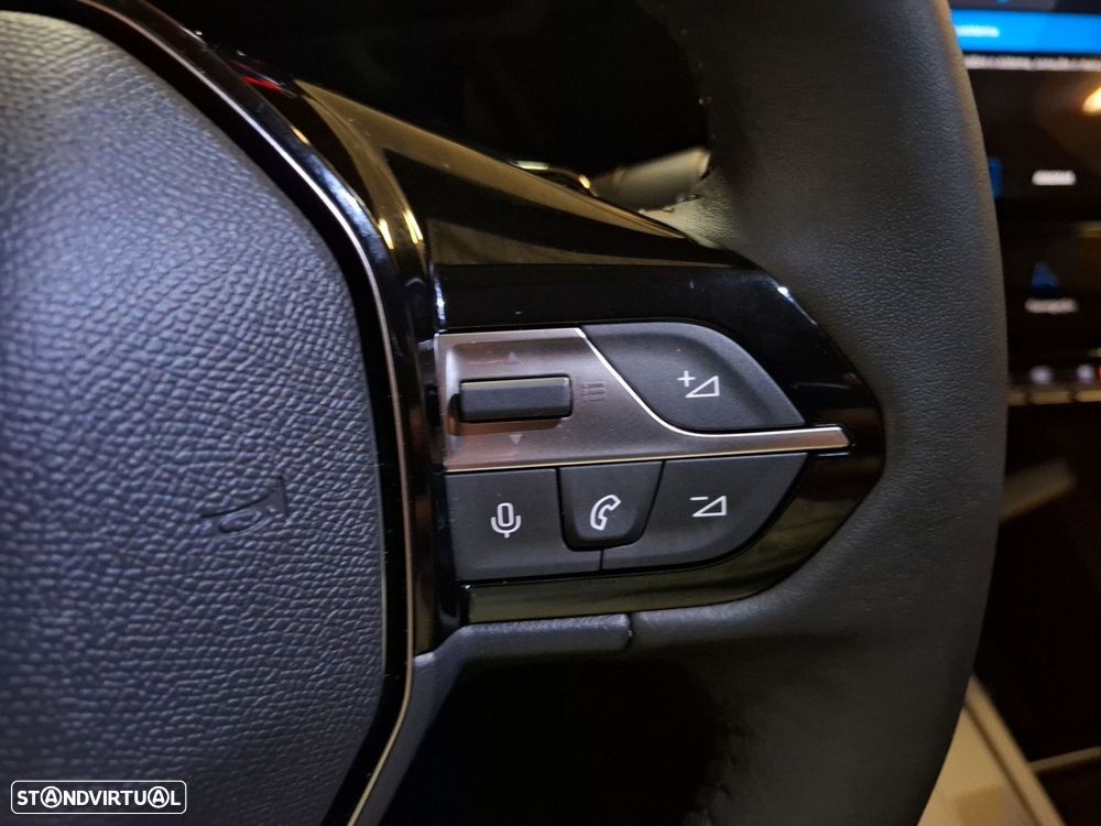 Peugeot e-308 58 kWh Allure - 17