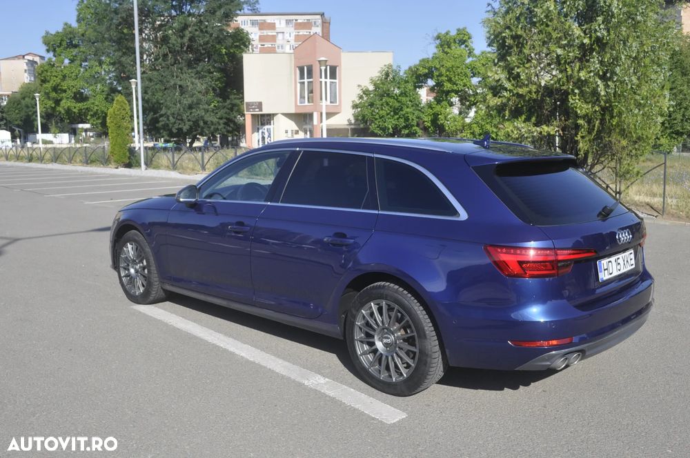 Audi A4 Avant 2.0 TDI S tronic quattro - 12
