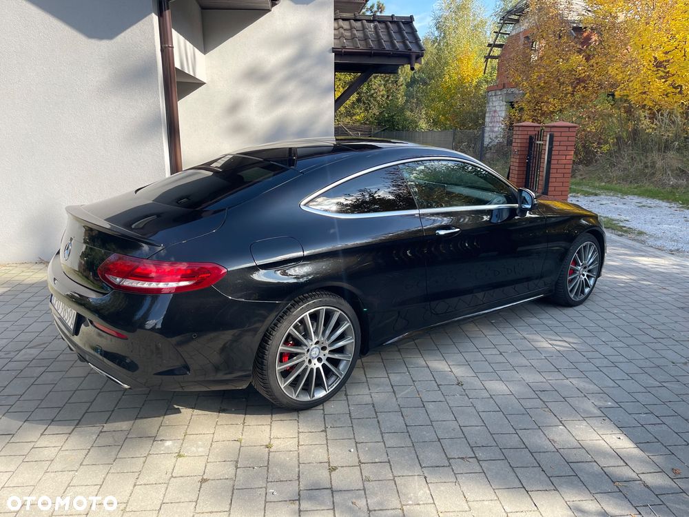 Mercedes-Benz Klasa C 300 7G-TRONIC AMG Line - 3