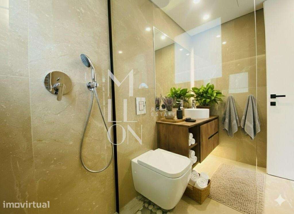 LUXUOSA MORADIA T5 COM PISCINA EM SÃO JOAO DO ESTORIL - Grande imagem: 5/28