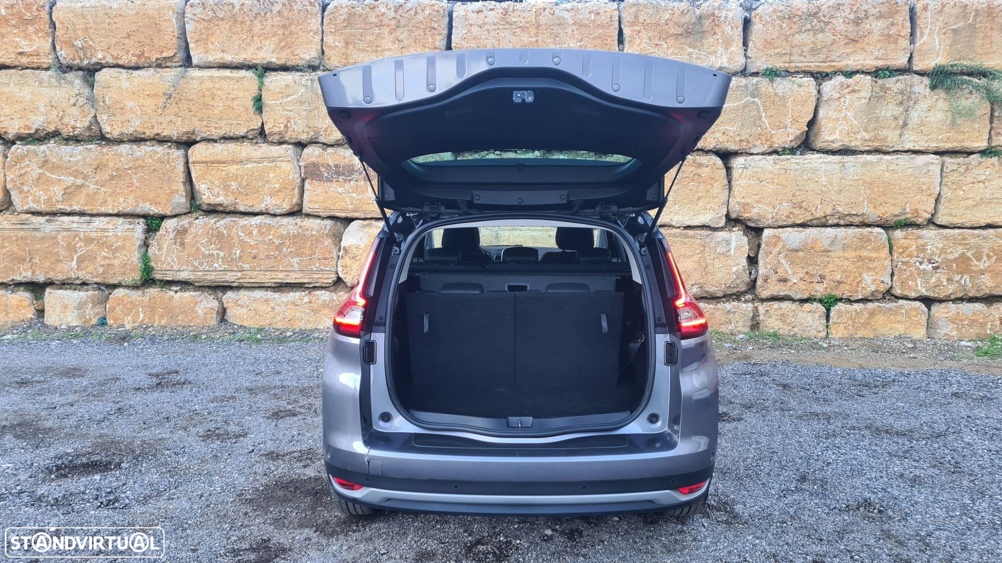 Renault Grand Scénic - 56