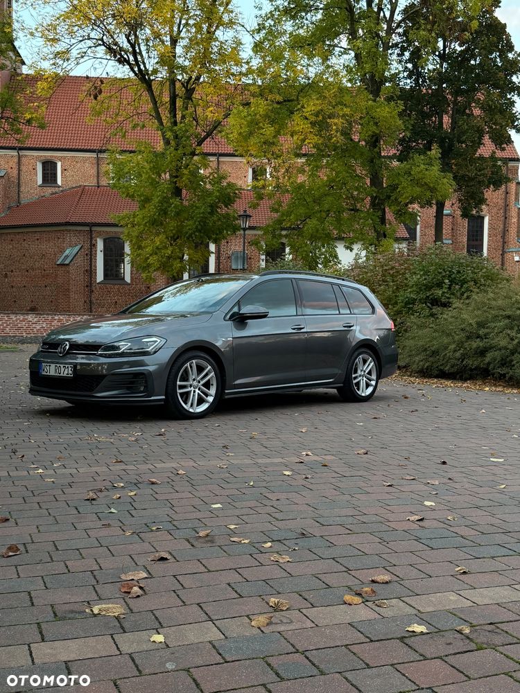 Volkswagen Golf - 4