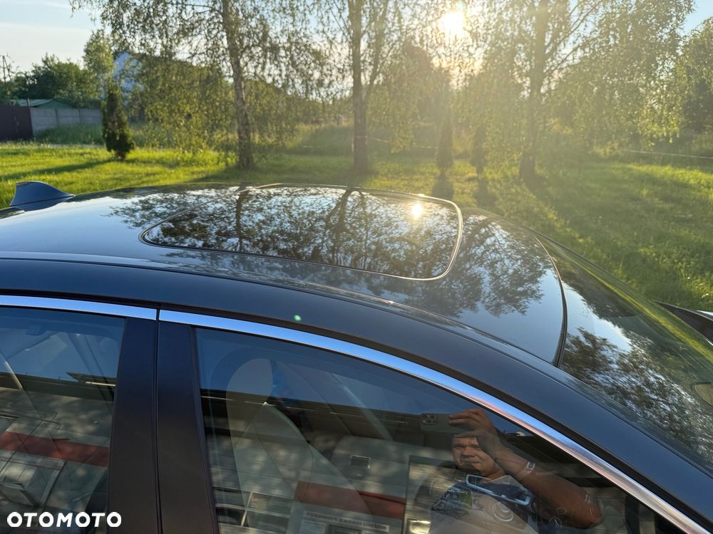 BMW Seria 5 525d xDrive Sport-Aut - 16