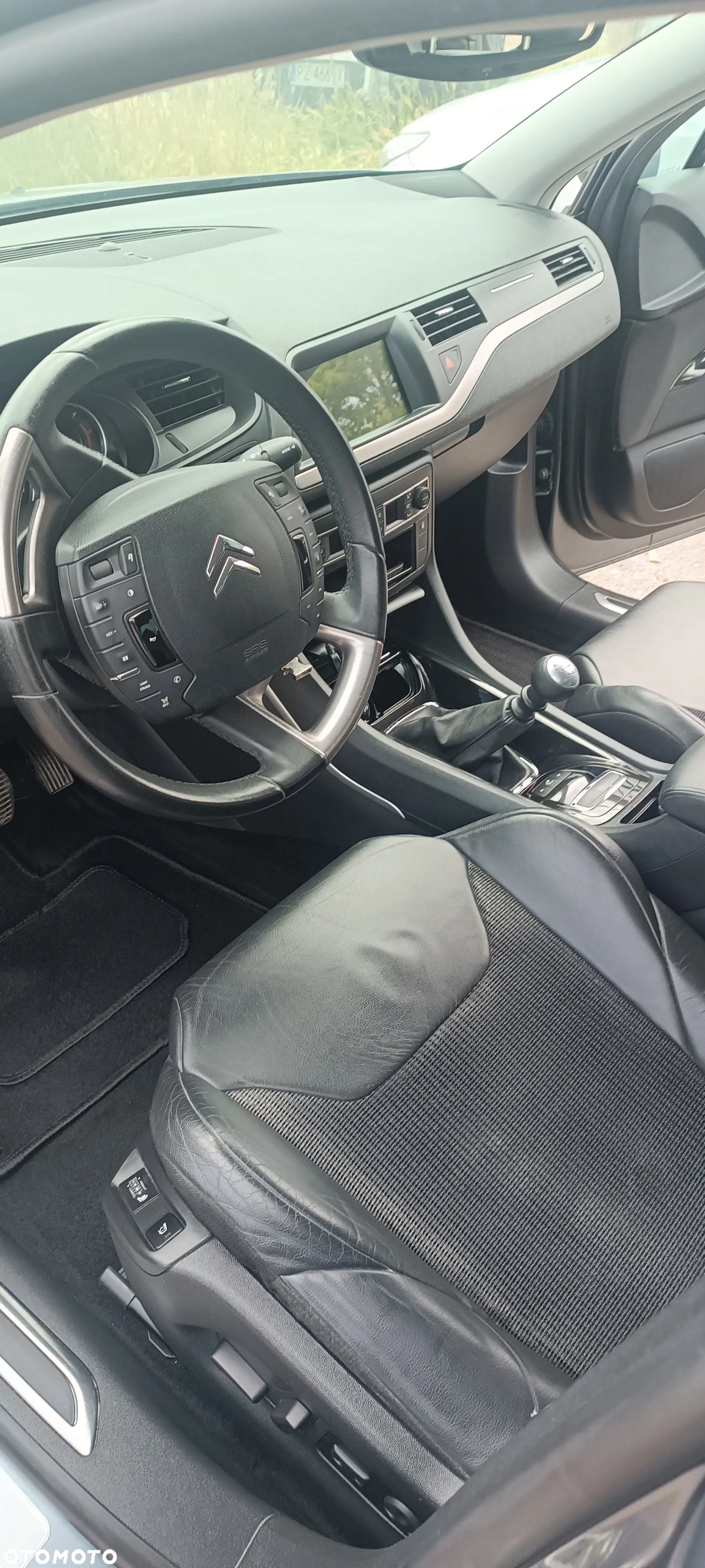 Citroën C5 2.0 HDi Exclusive - 28
