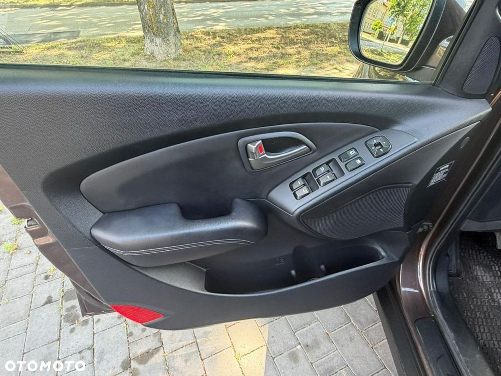 Hyundai ix35 - 11