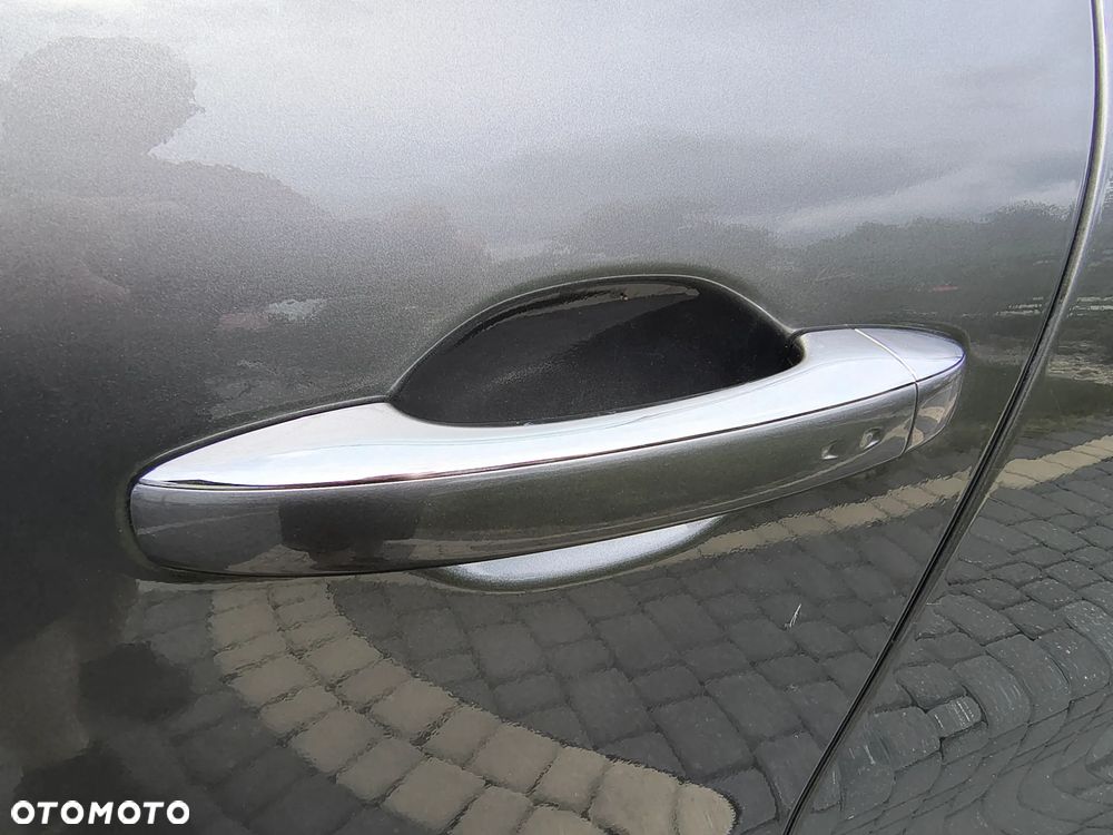 Renault Espace 1.6 dCi Energy Initiale Paris EDC - 19