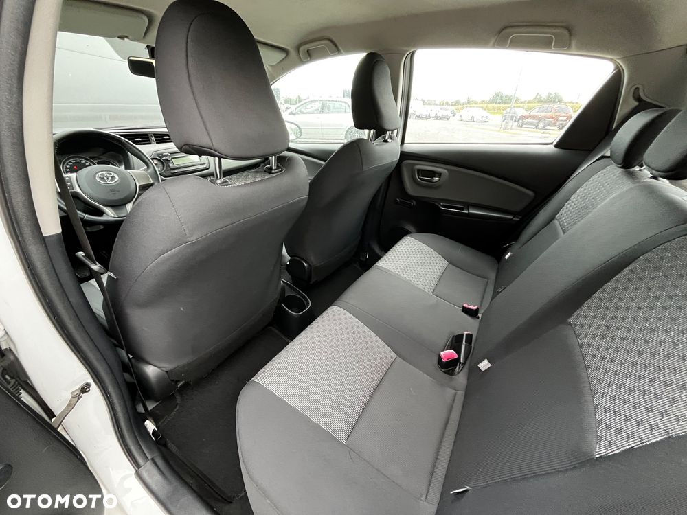 Toyota Yaris - 11