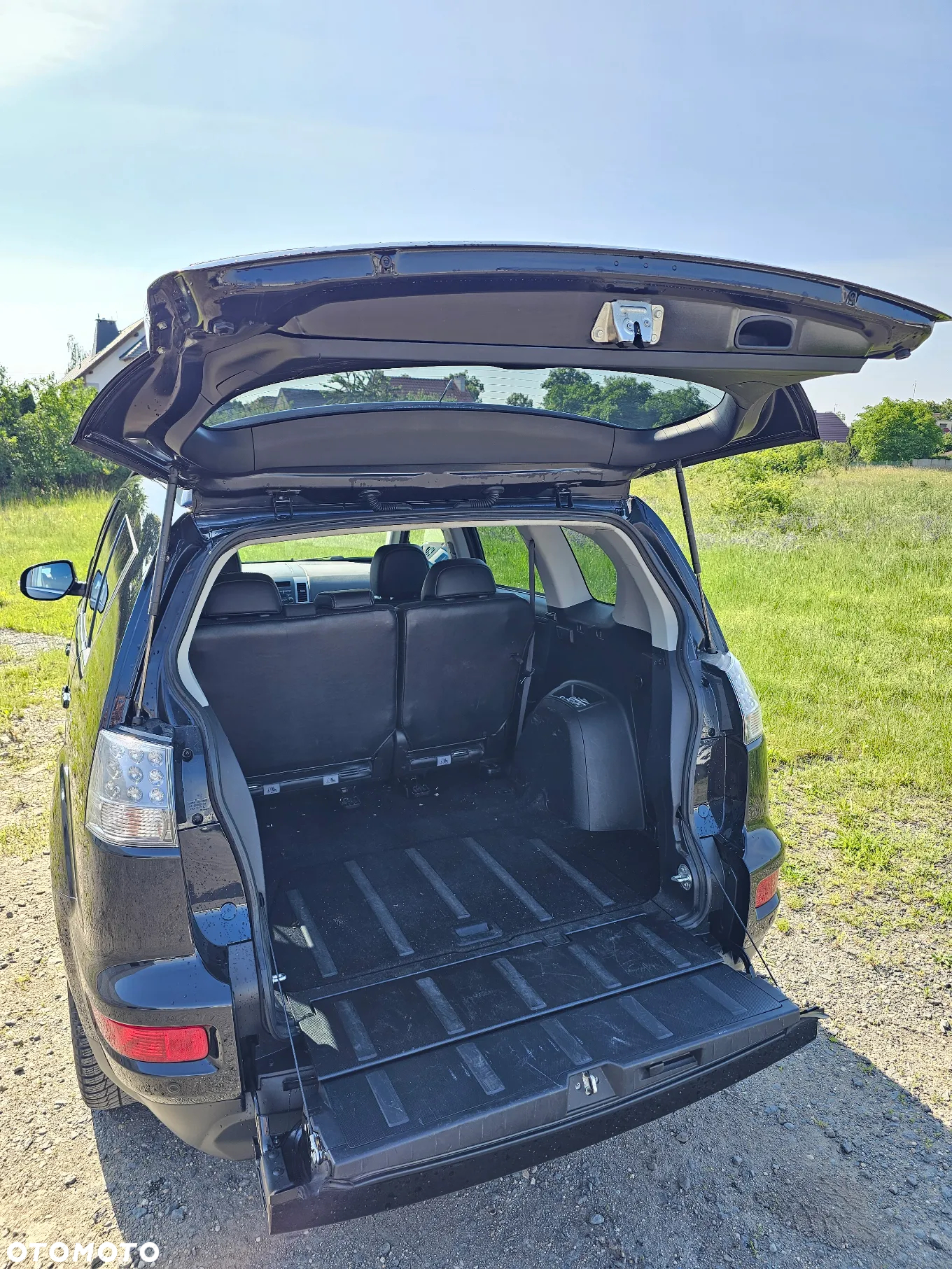 Mitsubishi Outlander 2.2 DID Intense EU5 - 9