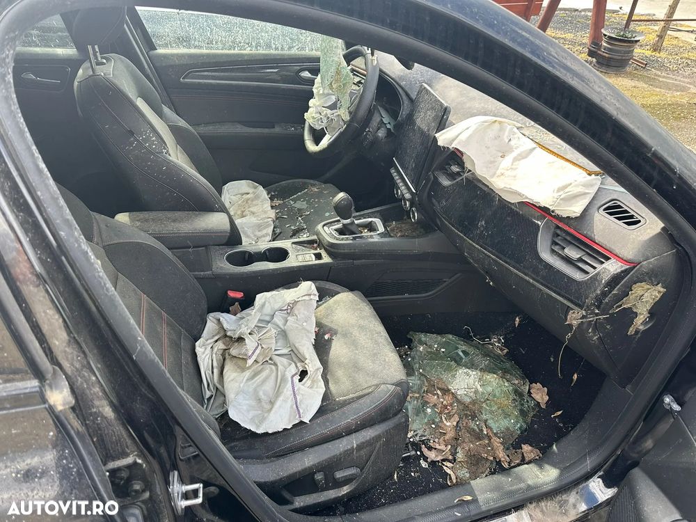 Renault Arkana MHEV 160 EDC RS Line - 6