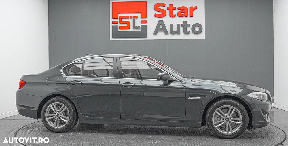 BMW Seria 5 520i Aut. Luxury Line - 11
