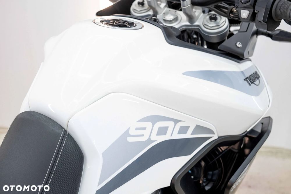 Triumph Tiger - 22