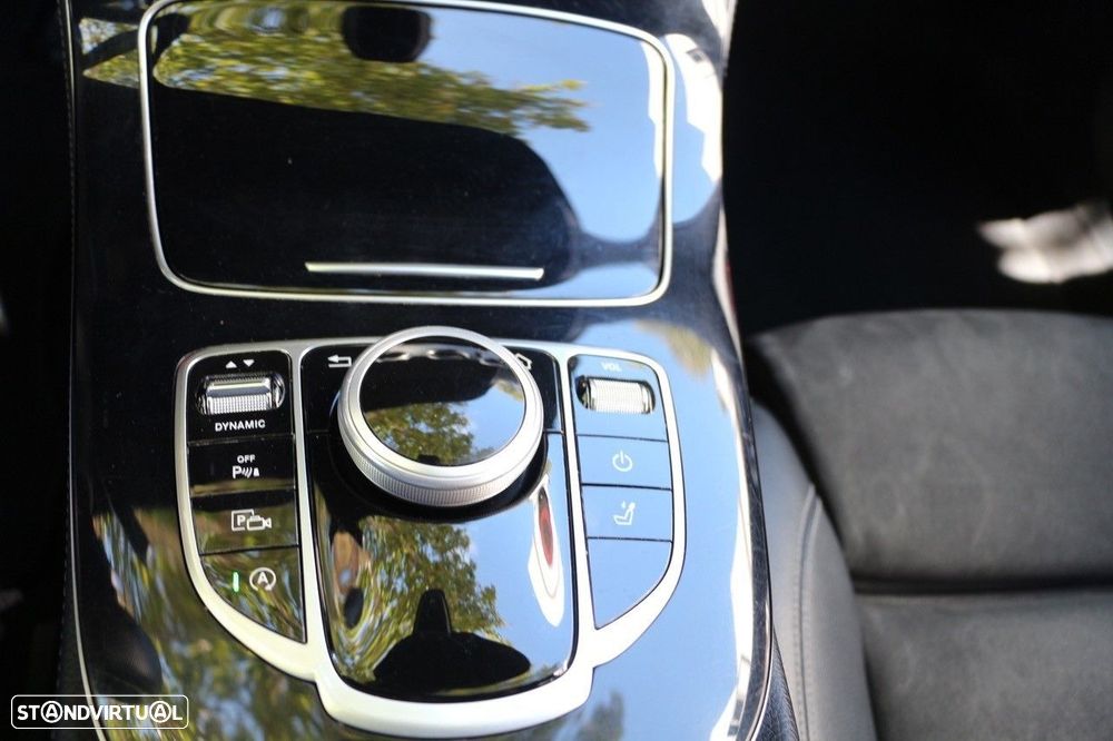 Mercedes-Benz E 220 d AMG Line 7L - 31