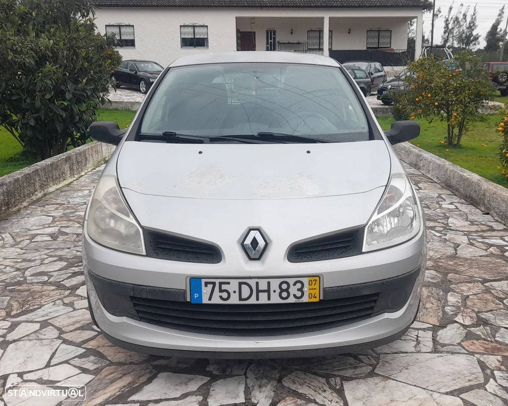 Renault CLIO 1.5 DCI - 3
