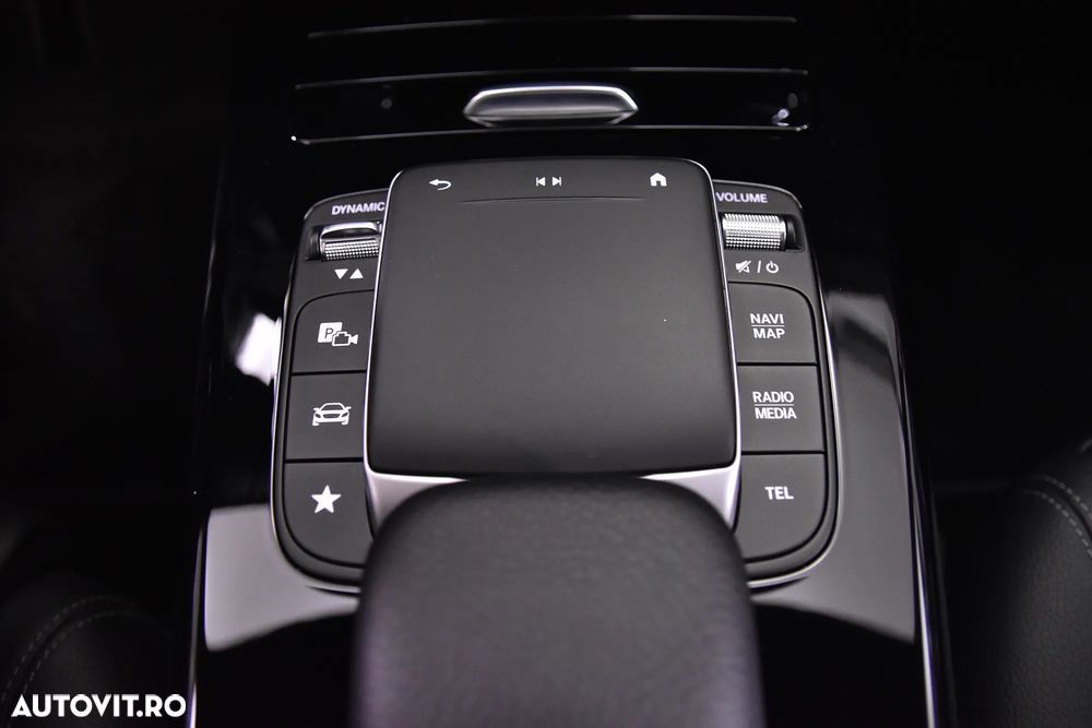 Mercedes-Benz A 180 d Sedan 8G-DCT - 17