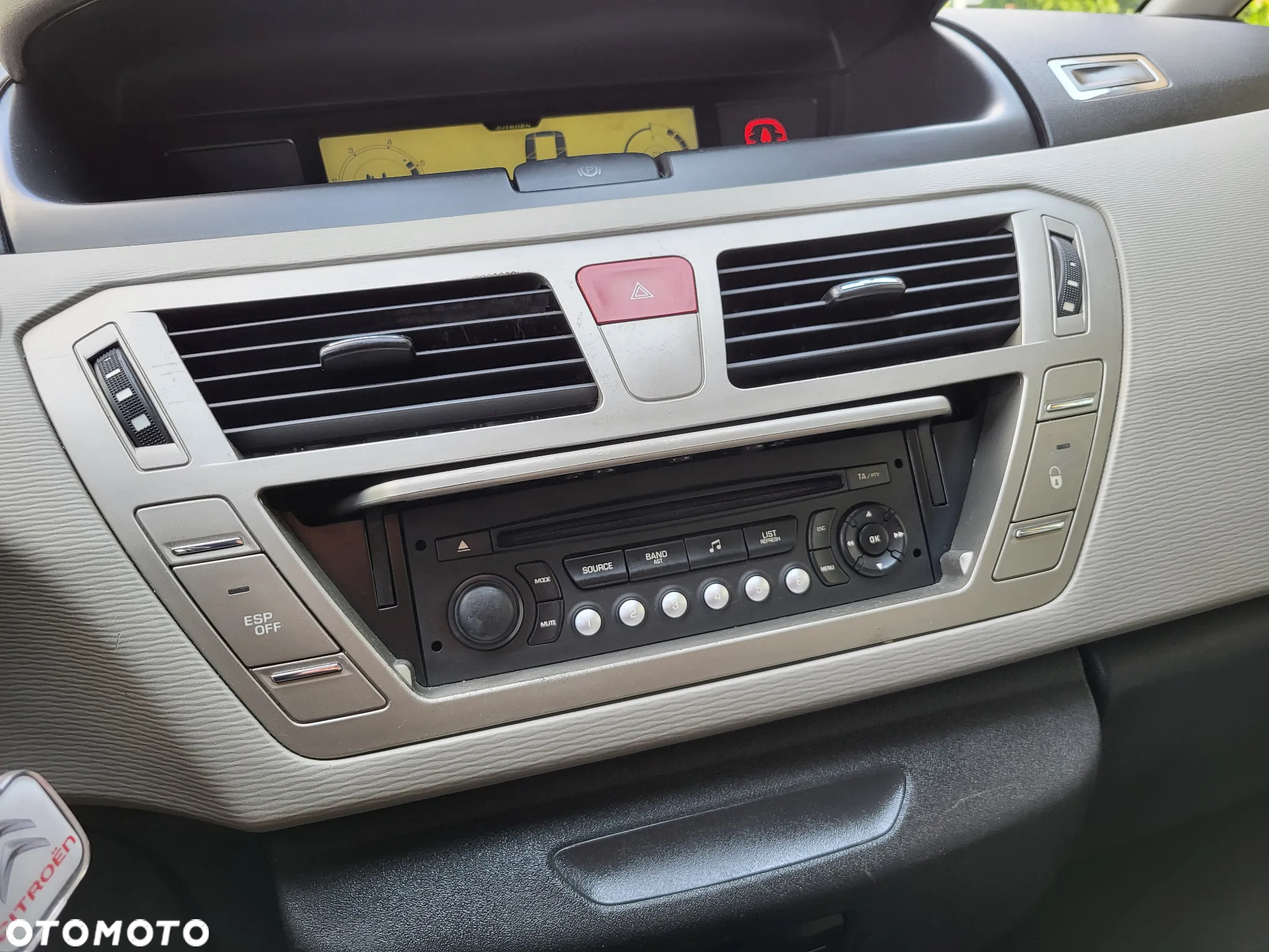 Citroën C4 Grand Picasso - 32