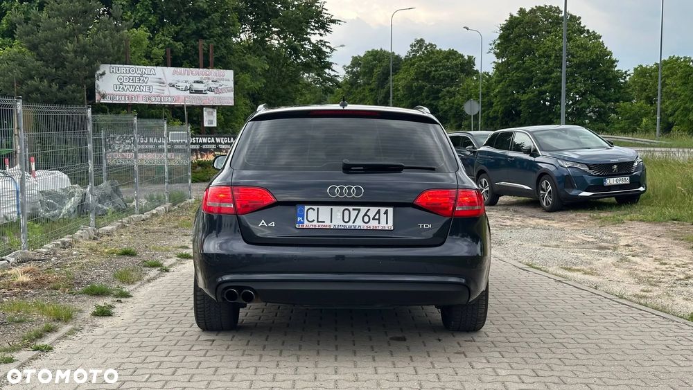 Audi A4 Avant 2.0 TDI DPF clean diesel Attraction - 8