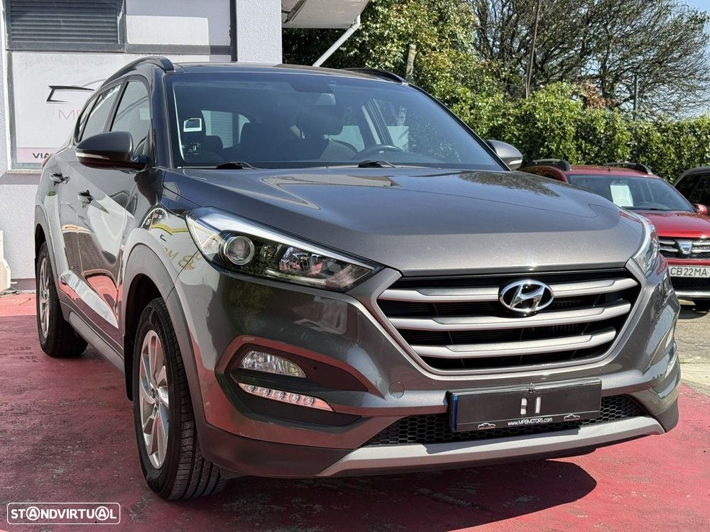 Hyundai Tucson 1.7 CRDi Executive - 3
