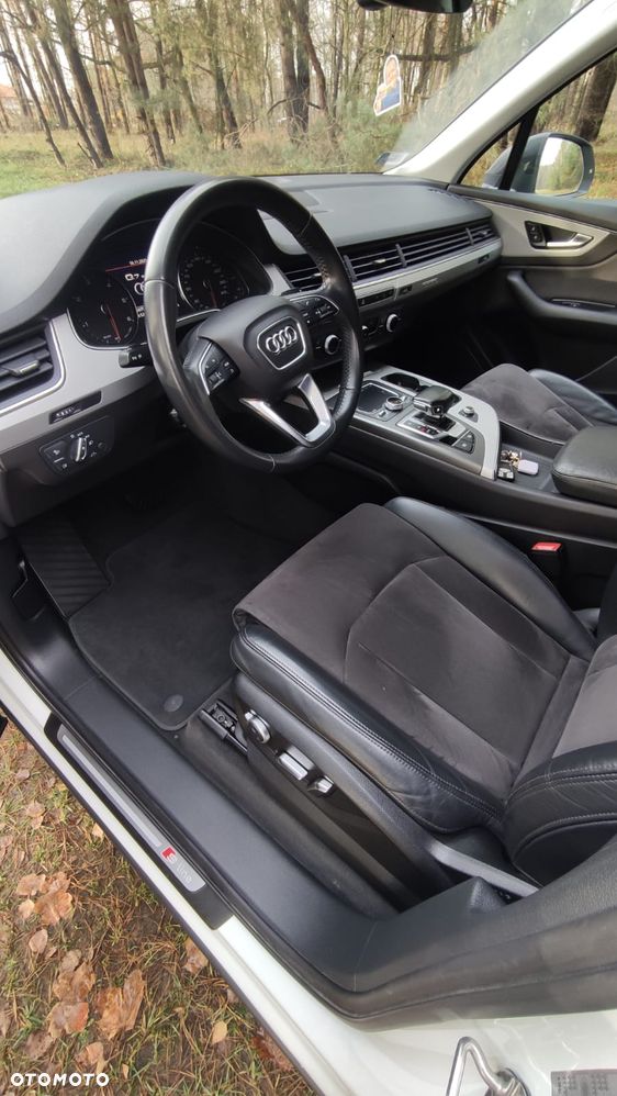 Audi Q7 - 13