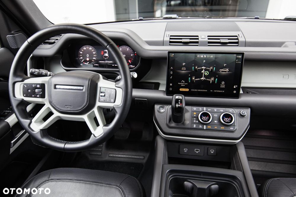 Land Rover Defender 3.0 D300 mHEV X-Dynamic HSE - 6