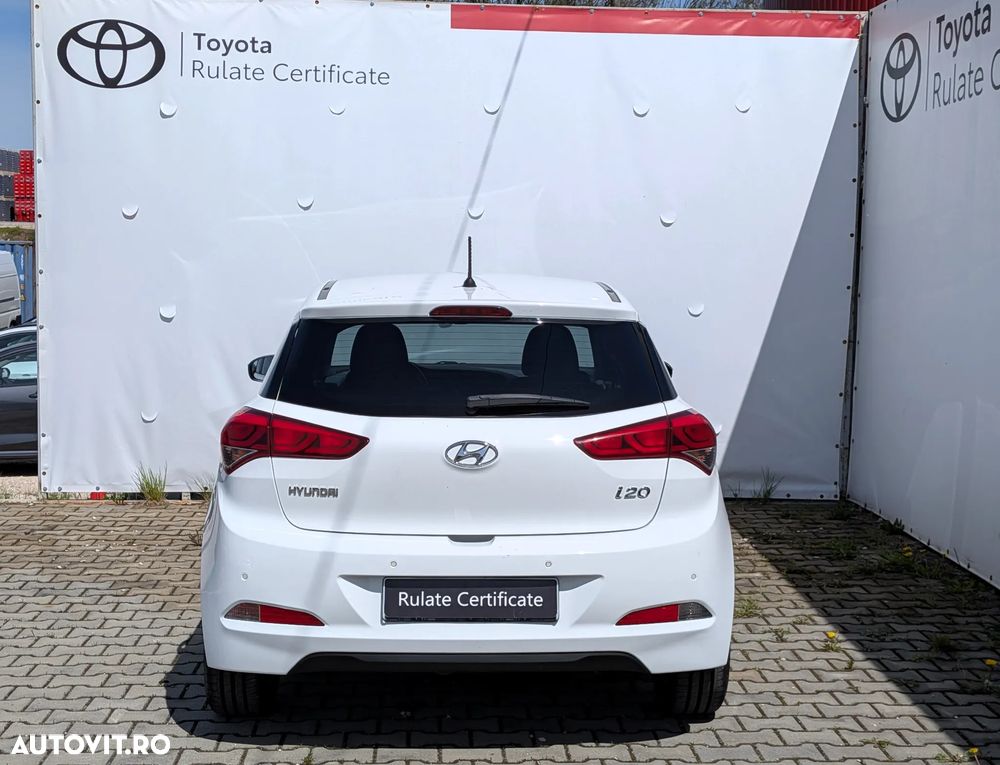 Hyundai i20 1.2 Passion Plus - 8