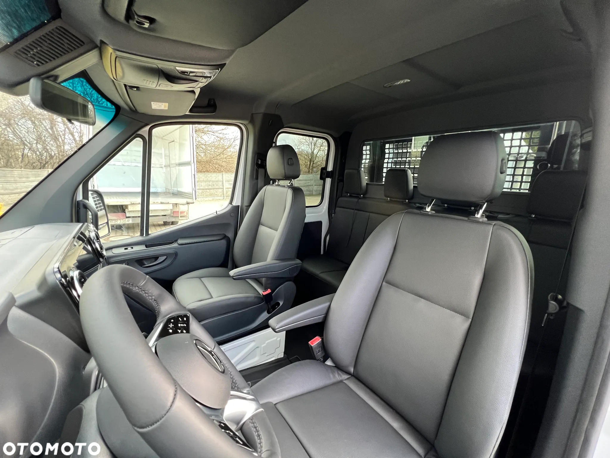 Mercedes-Benz Sprinter 319 CDI DOKA - 16