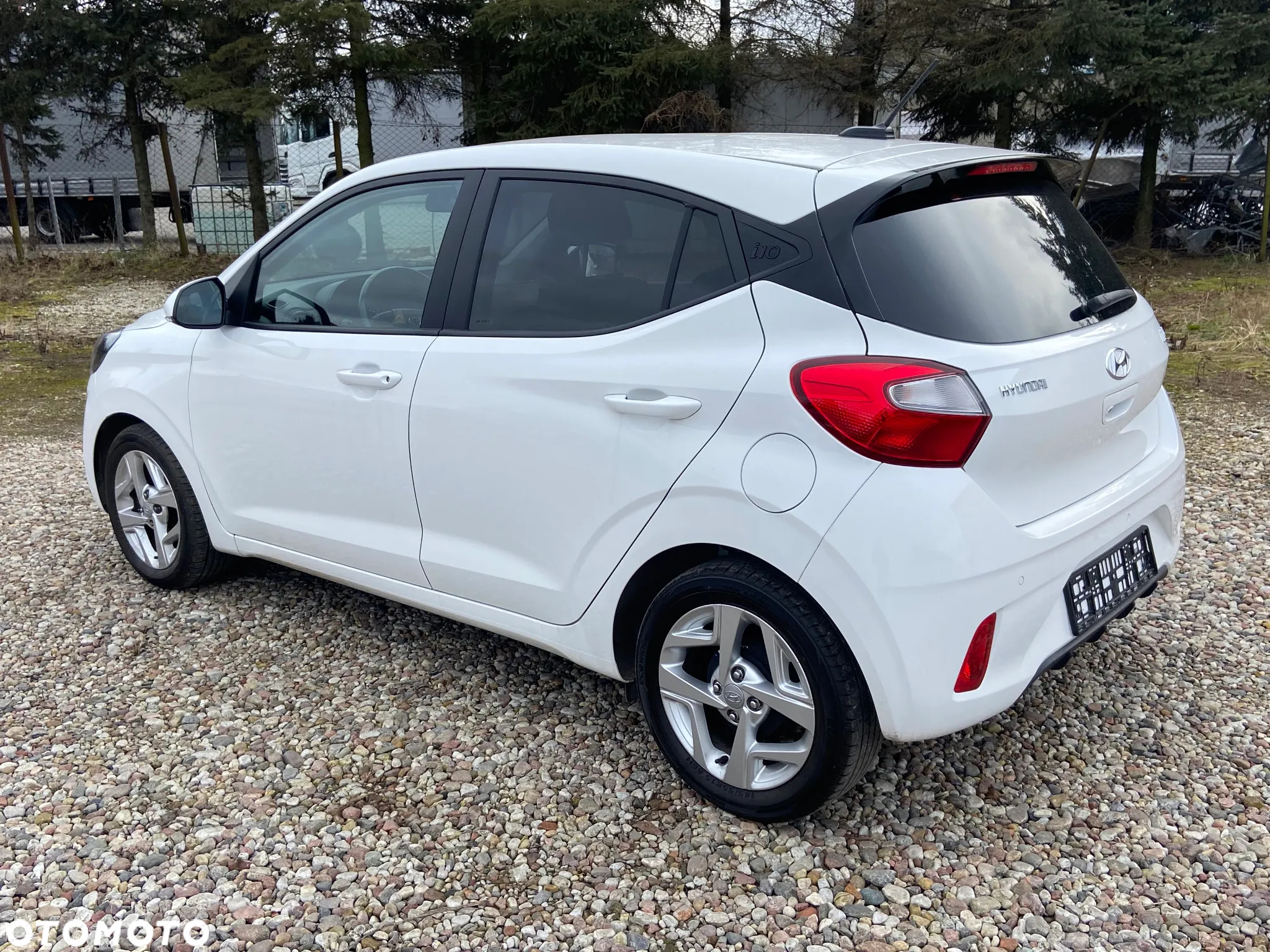 Hyundai i10 - 15