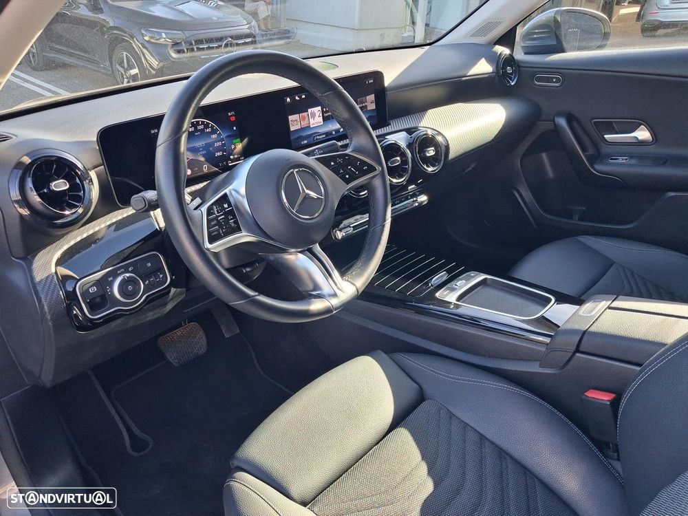 Mercedes-Benz A 250 e 8G-DCT Style - 11