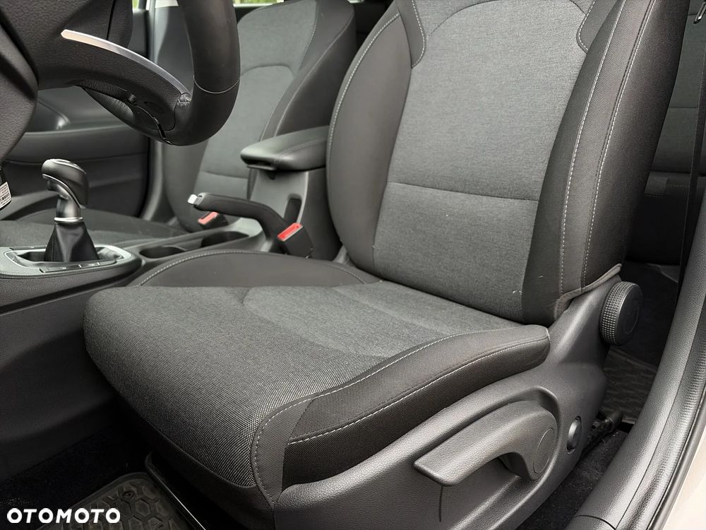 Hyundai i30 1.5 DPI Comfort - 11
