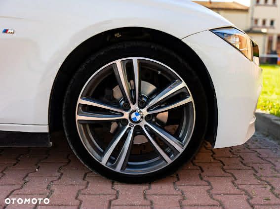 BMW Seria 3 320d xDrive Edition M Sport Shadow - 7