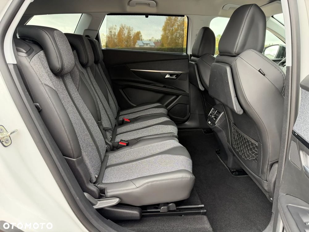 Peugeot 5008 2.0 BlueHDi Allure 7os - 33