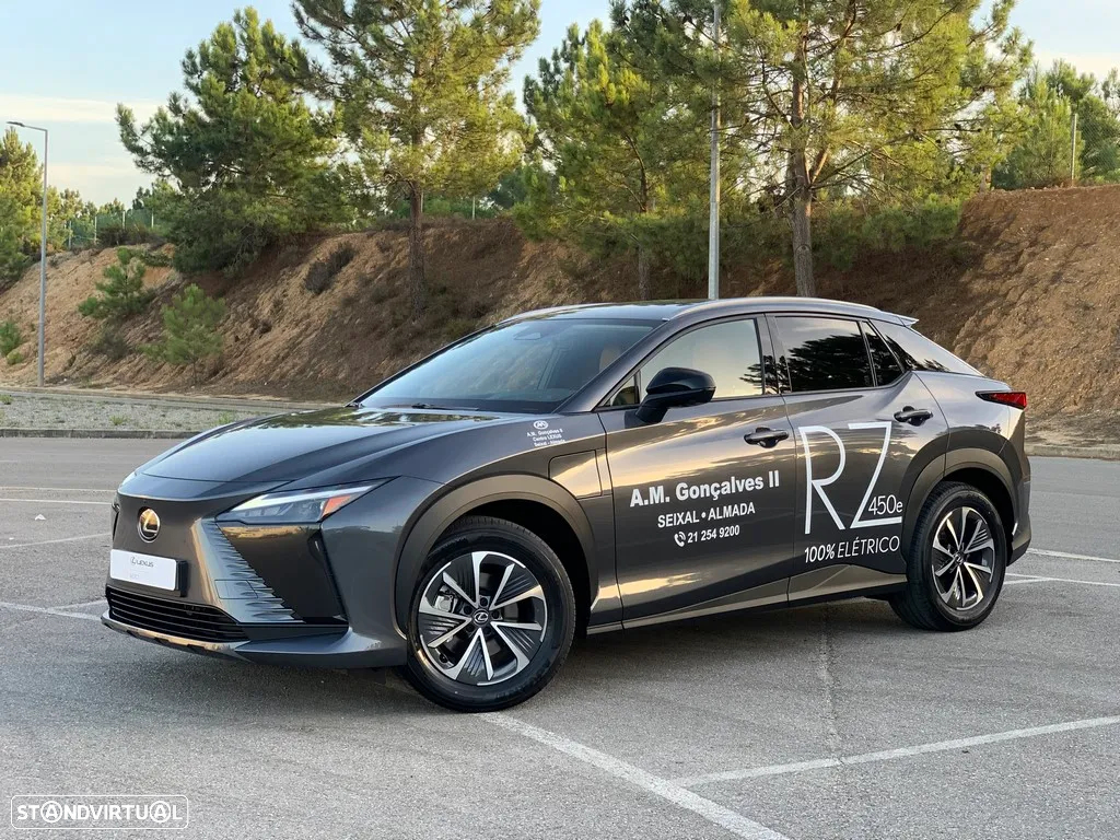 Lexus RZ 450e Executive Plus - 17