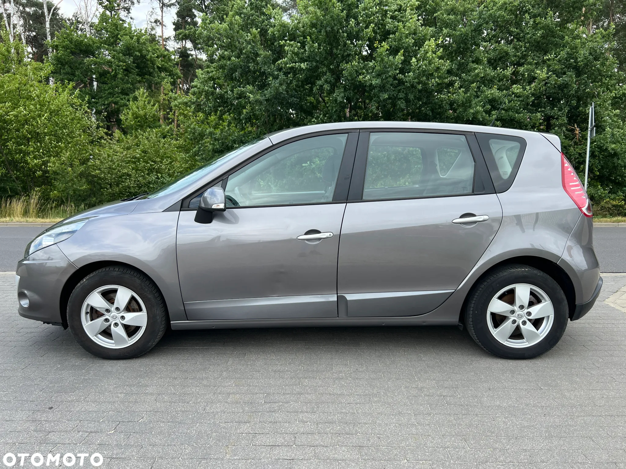 Renault Scenic - 5