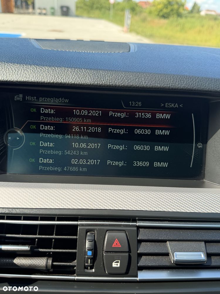 BMW Seria 5 525d xDrive - 37