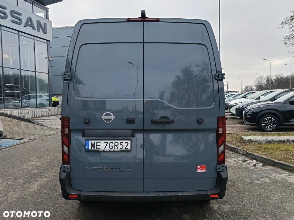 Nissan Interstar - 7