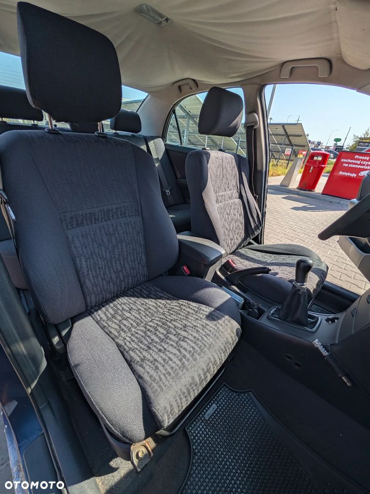 Toyota Corolla 1.4 VVT-i Terra - 12