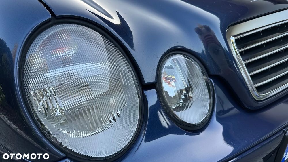 Mercedes-Benz CLK - 5