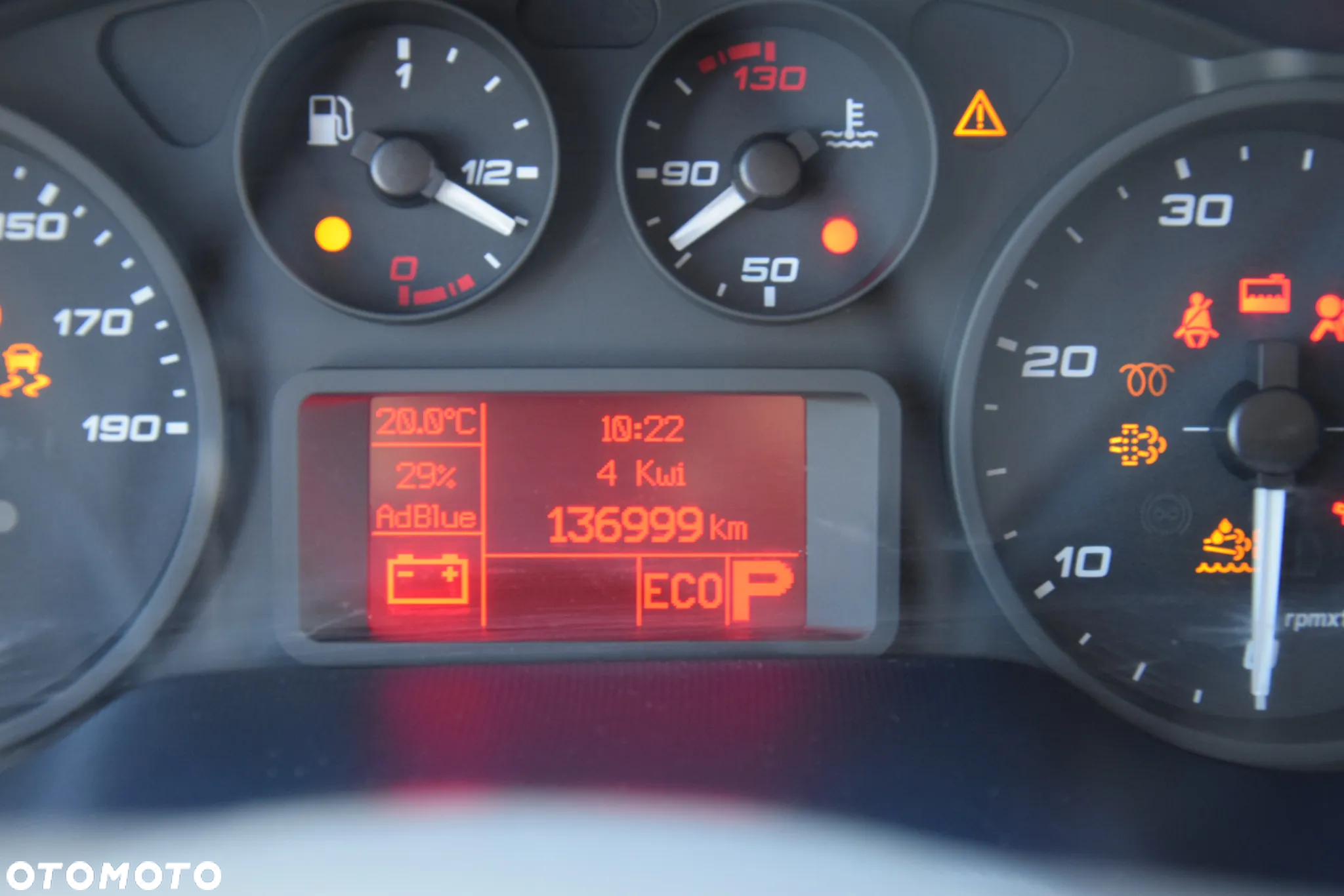 Iveco DAILY 70C18 / 3.0 - 180 KM / AUTOMAT HI-MATIC / 3 OSOBY / CHŁODNIA - MROŹNIA 4,55 M / AGREGAD FRIGOBLOCK / WINDA SORENSEN / KLIMA / TEMPOMAT / KAMERA COFANIA / REGULOWANE ZAWIESZENIE / SERWISOWANY / SPROWADZONY Z NIEMIEC - 34