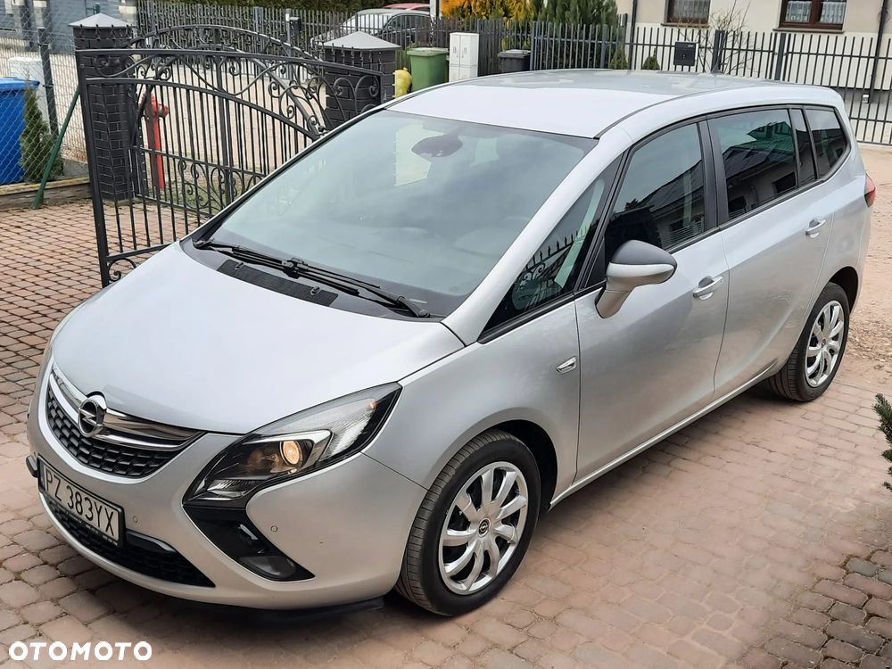 Opel Zafira - 1