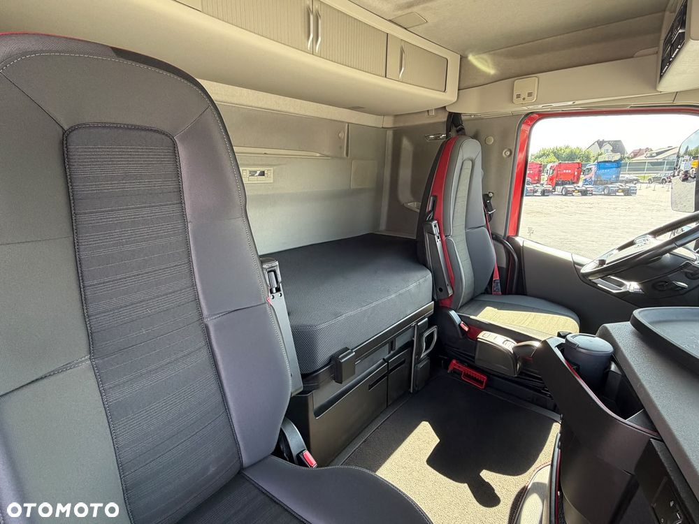 Volvo FH500 / NISKA KABINA / HYDRAULIKA / EURO 6 / ACC / LEDY / ALUFELGI / SERWISOWANY / SPROWADZONY - 22