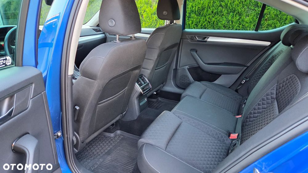 Skoda Superb 1.5 TSI Ambition DSG - 21